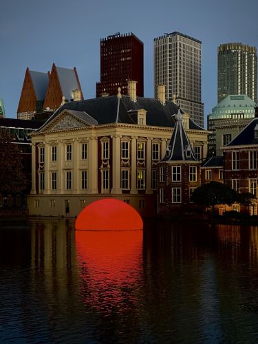 Sunset in The Hague door Zeno van den Broek